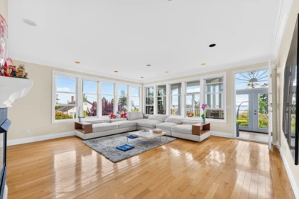 Primary Bedroom Photo of 14139 Marine Drive, White Rock, BC