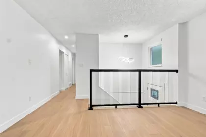 Kitchen Island Photo of 6285 173a Street, Surrey, BC