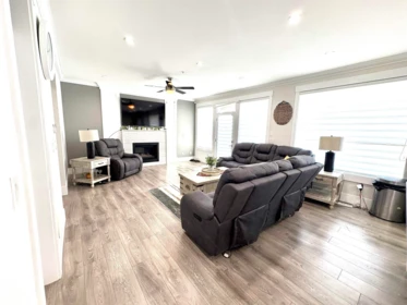 Breakfast Nook Photo of 23912 Dewdney Trunk Road, Maple Ridge, BC