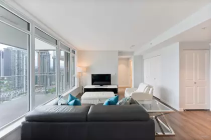 3207 2388 Madison Avenue, Burnaby, BC, Burnaby — Apartment/Condo for sale