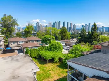 4137 Dominion Street, Burnaby, BC, Burnaby — Single Family Residence for sale