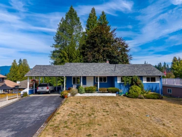 1721 Bowman Avenue, Coquitlam, BC, Coquitlam — Single Family Residence for sale