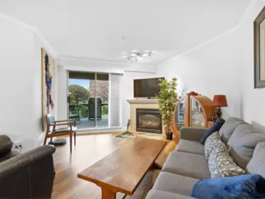 Breakfast Nook Photo of 207 78 Richmond Street, New Westminster, BC