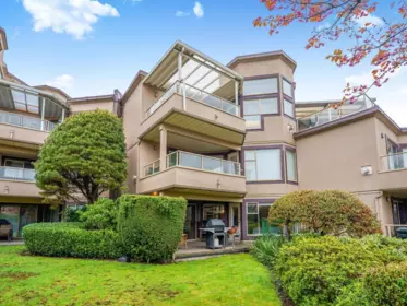 Exterior Rear Photo of 207 78 Richmond Street, New Westminster, BC