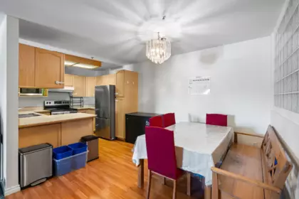 Kitchen Island Photo of 302 19721 64 Avenue, Langley, BC