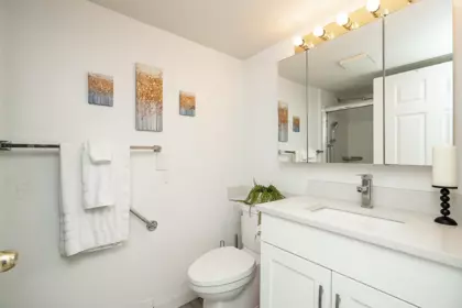 Mudroom Photo of 219 33535 King Road, Abbotsford, BC