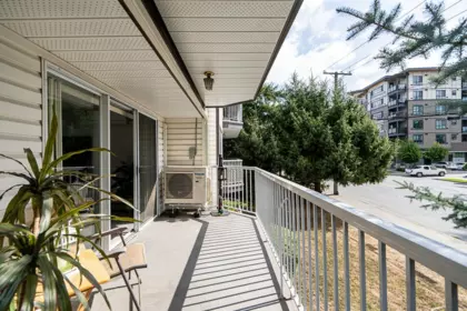 Outdoor Kitchen Photo of 219 33535 King Road, Abbotsford, BC