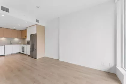 903 567 Clarke Road, Coquitlam, BC, Coquitlam — Apartment/Condo for sale
