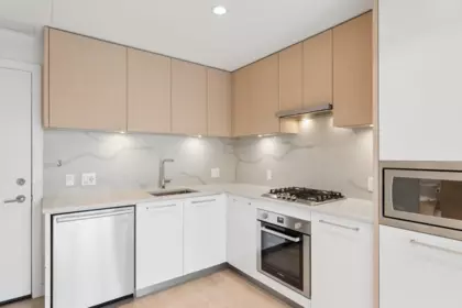 903 567 Clarke Road, Coquitlam, BC, Coquitlam — Apartment/Condo for sale