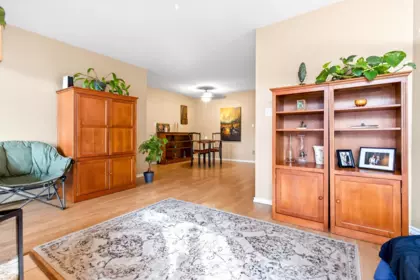 Walk-In Closet Photo of 317 12 K De K Court, New Westminster, BC
