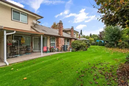 Backyard Photo of 3 9515 Woodbine Street, Chilliwack, BC
