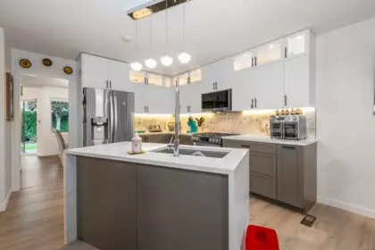Kitchen Photo of 3 9515 Woodbine Street, Chilliwack, BC