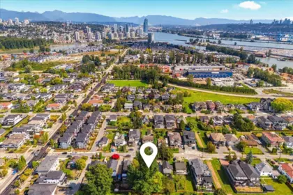Swimming Pool Photo of 242 N Boyne Street, New Westminster, BC