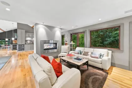 Basement Recreation Room Photo of 2953 Altamont Crescent, West Vancouver, BC