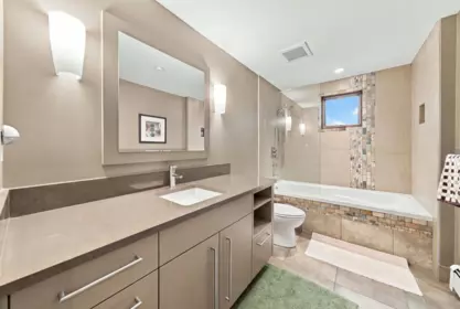 Hot Tub / Spa Photo of 2953 Altamont Crescent, West Vancouver, BC