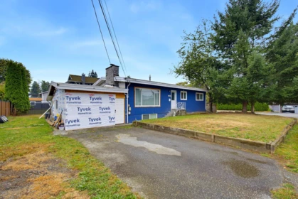 Swimming Pool Photo of 32110 Bueckert Avenue, Mission, BC