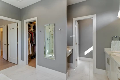 Entry Foyer Photo of 2611 127a Street, Surrey, BC