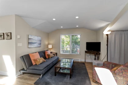 Garden / Landscaping Photo of 2611 127a Street, Surrey, BC