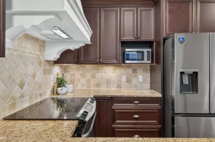 Pantry Photo of 107 19530 65 Avenue, Surrey, BC