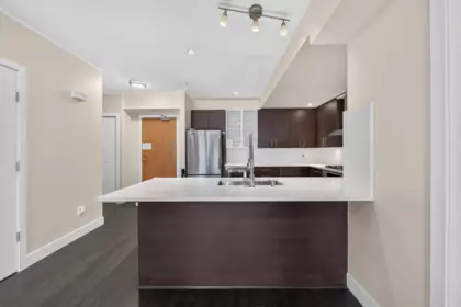 Walk-In Closet Photo of 207 14300 Riverport Way, Richmond, BC