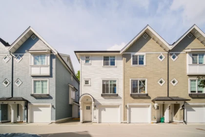 17 9211 Mckim Way, Richmond, BC, Richmond — Townhouse for sale
