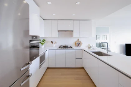 Kitchen Photo of 605 5788 Gilbert Road, Richmond, BC