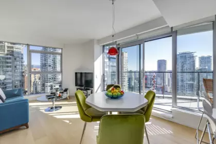 Kitchen Island Photo of 2606 889 Pacific Street, Vancouver, BC