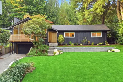 4646 Cove Cliff Road, North Vancouver, BC, North Vancouver — Single Family Residence for sale