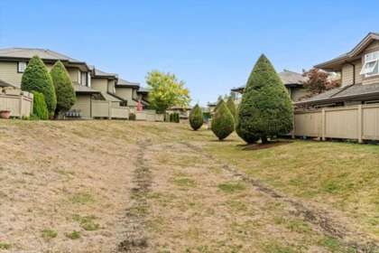 Front Yard Photo of 61 11737 236 Street, Maple Ridge, BC