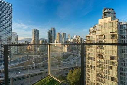 Swimming Pool Photo of 2607 583 Beach Crescent, Vancouver, BC