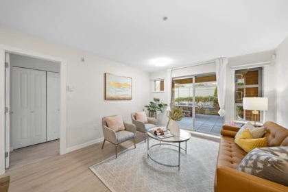 Family Room Photo of 6106 5117 Garden City Road, Richmond, BC