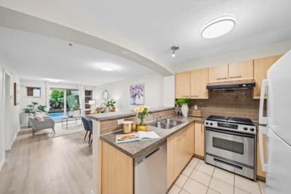 Kitchen Island Photo of 6106 5117 Garden City Road, Richmond, BC