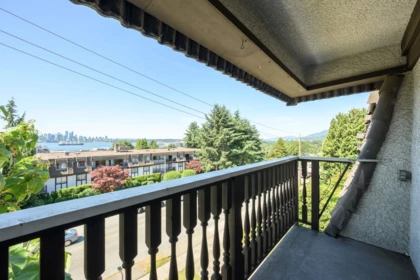 Office / Den Photo of 305 310 W 3rd Street, North Vancouver, BC
