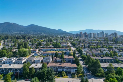 Outdoor Patio Photo of 305 310 W 3rd Street, North Vancouver, BC