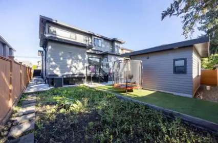 Outdoor Kitchen Photo of 7830 16th Avenue, Burnaby, BC