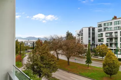 Office / Den Photo of 305 4963 Cambie Street, Vancouver, BC