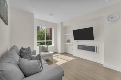 44 1670 160 Street, Surrey, BC, Surrey — Townhouse for sale