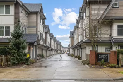 17 6971 122 Street, Surrey, BC, Surrey — Townhouse for sale