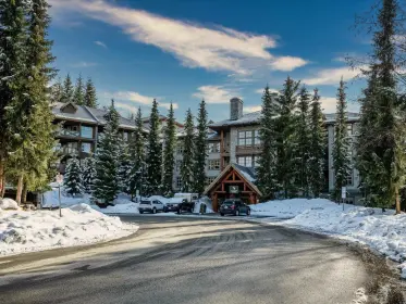 249 4899 Painted Cliff Road, Whistler, BC, Whistler — Apartment/Condo for sale
