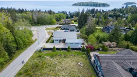 Lot 62 Mika Road, Sechelt, BC, Sechelt — Land for sale