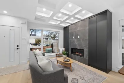 1176 E 26 Avenue, Vancouver, BC, Vancouver — Half Duplex for sale