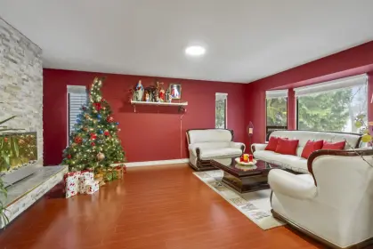 15785 98 Avenue, Surrey, BC, Surrey — Single Family Residence for sale