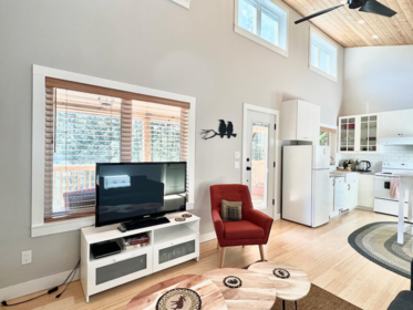 Office / Den Photo of 362 Barque Road, Mayne Island, BC