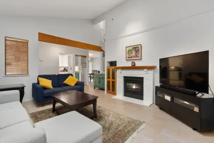 3612 Bering Avenue, Vancouver, BC, Vancouver — Single Family Residence for sale