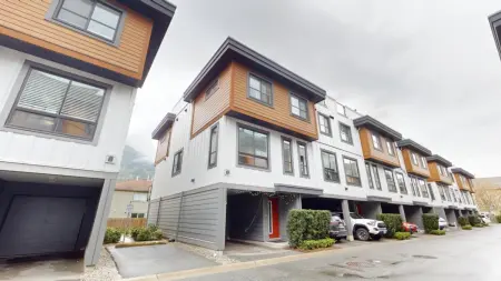 15 39769 Government Road, Squamish, BC, Squamish — Townhouse for sale