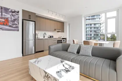 710 8750 University Crescent, Burnaby, BC, Burnaby — Apartment/Condo for sale
