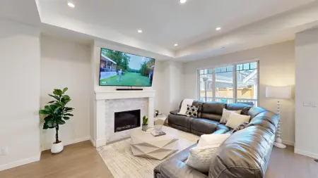 4727 Hemlock Way, Delta, BC, Delta — Single Family Residence for sale