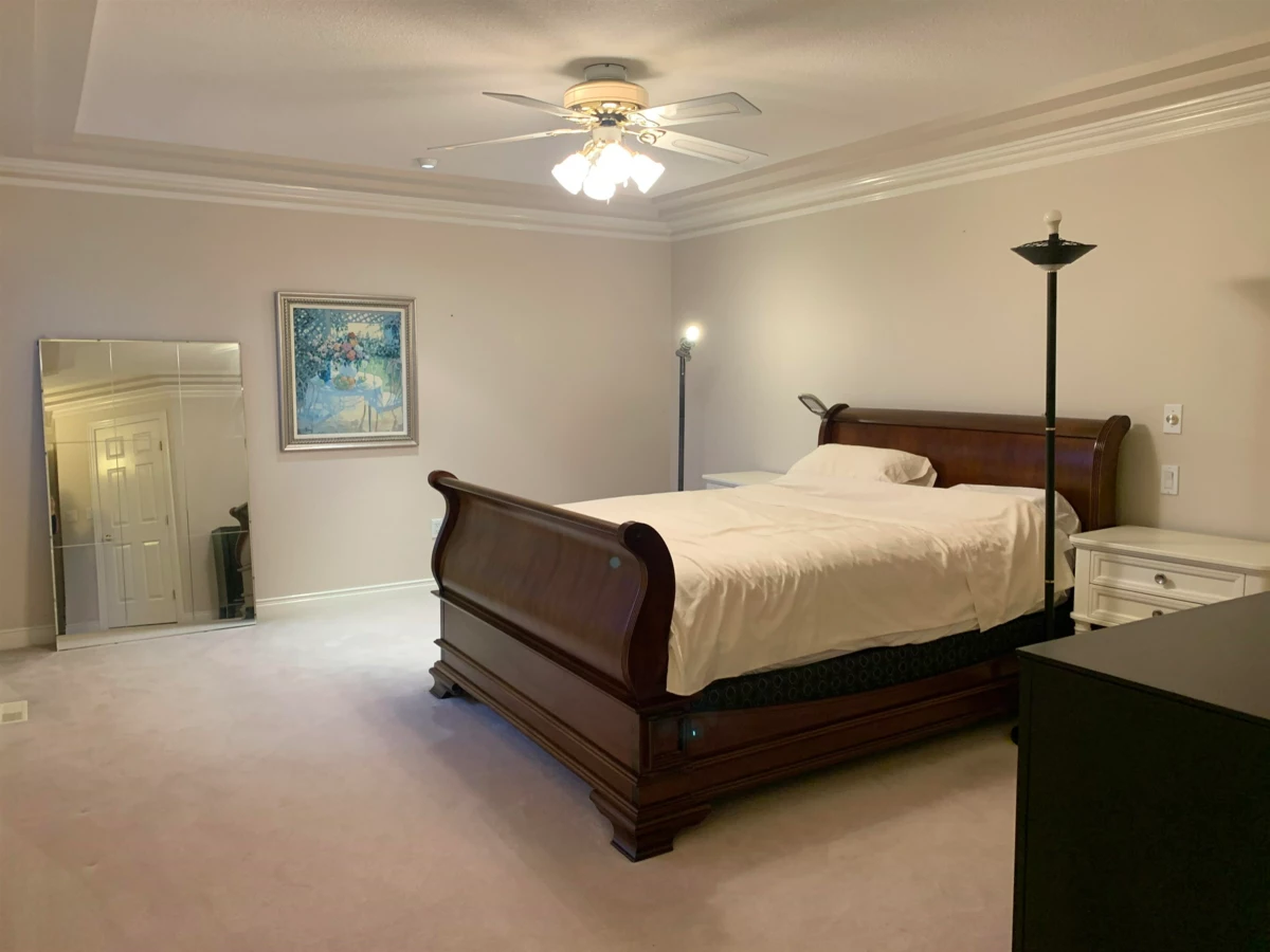 Guest Bathroom Photo of 3022 Plateau Boulevard, Coquitlam, BC