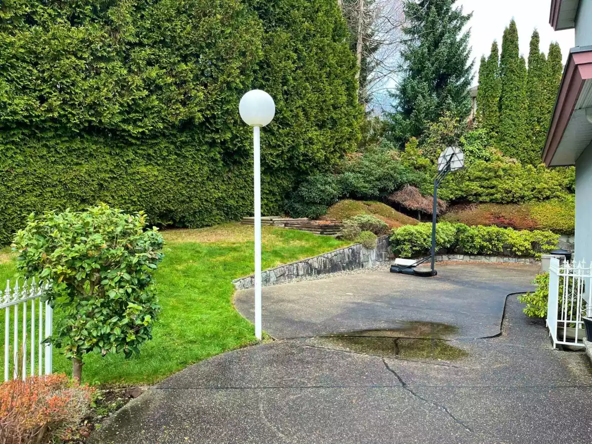 Hot Tub / Spa Photo of 3022 Plateau Boulevard, Coquitlam, BC