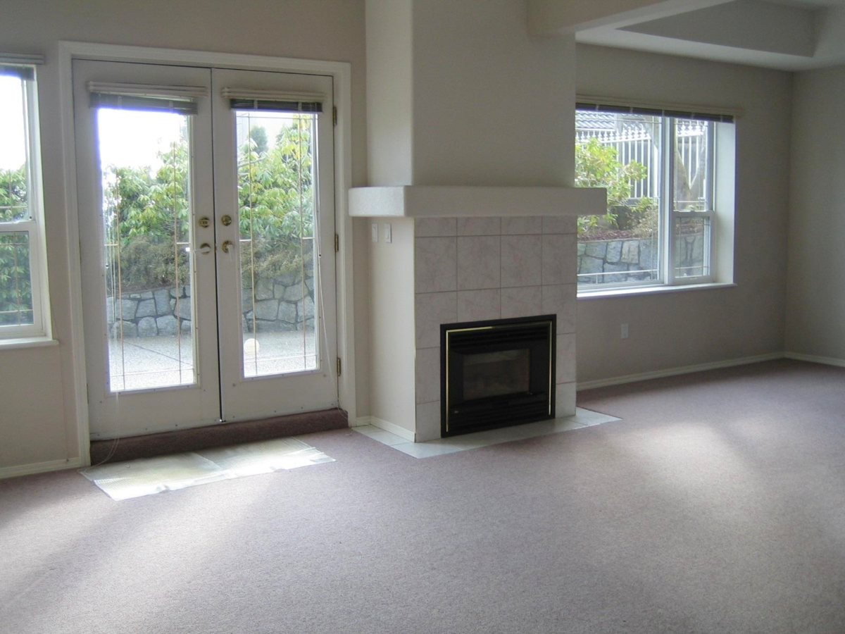 Laundry Room Photo of 3022 Plateau Boulevard, Coquitlam, BC